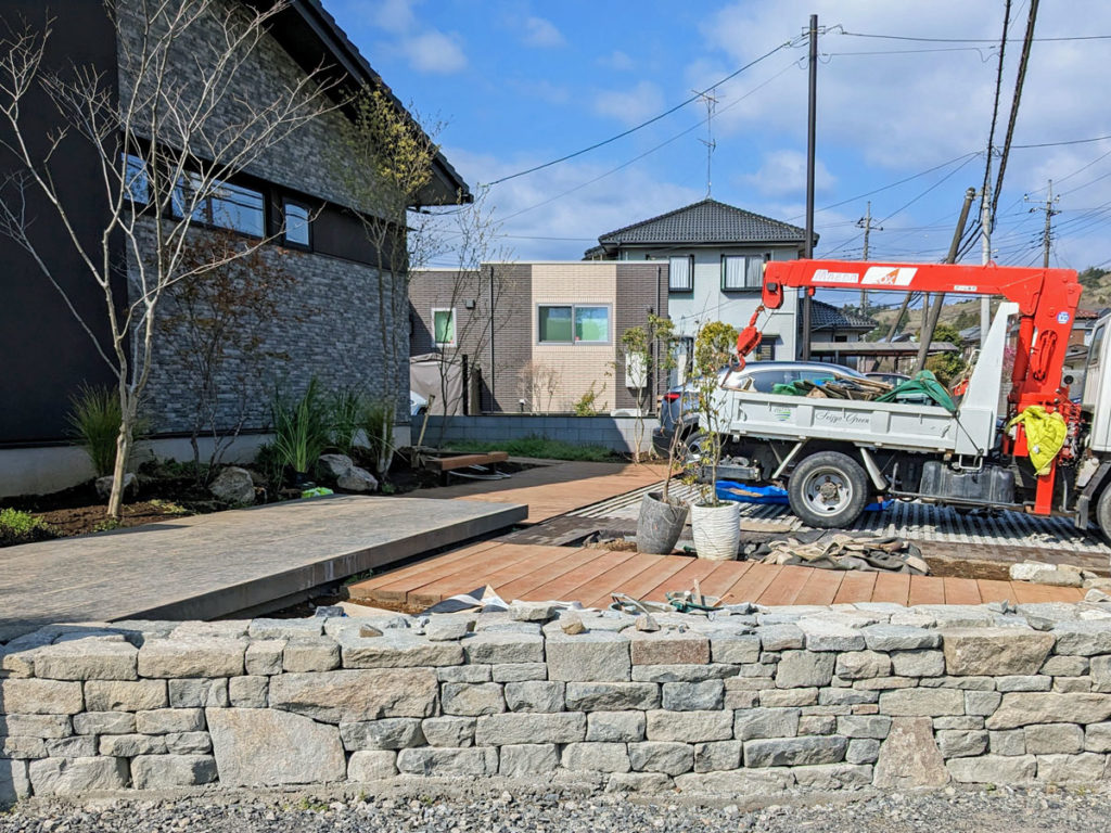 世田谷区成城 造園工事 石積み 成城グリーン